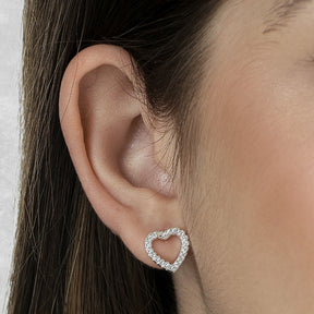 Brinco de Coração Cravejado de Zircônias em Prata 925 - Galeria